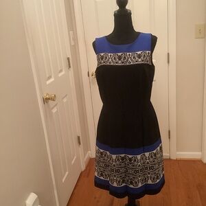 Tahari by Arthur S. Levine, Women’s Scoop Neck Sleeveless Dress